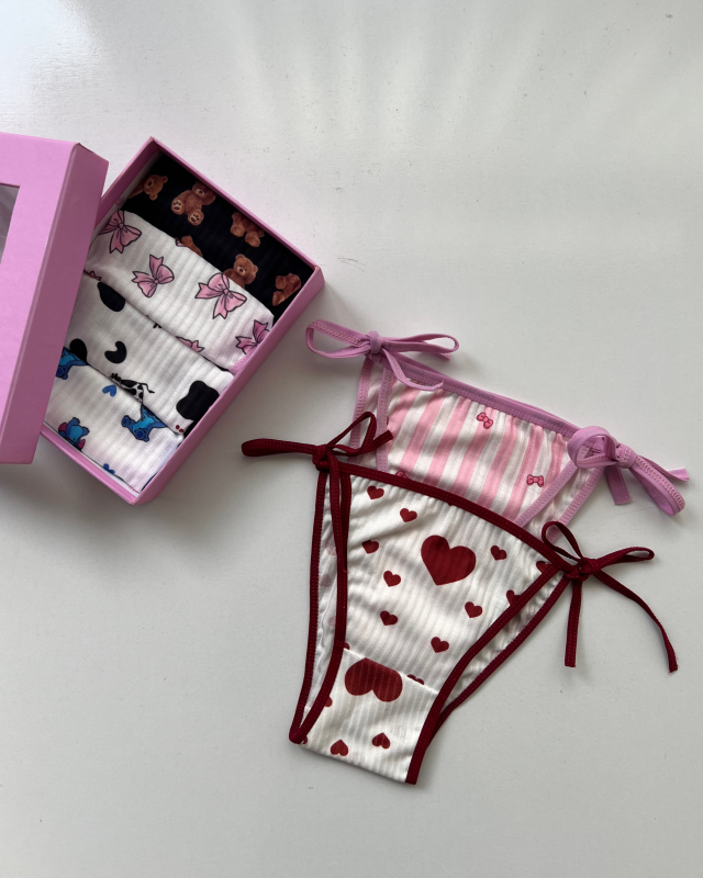 شورت گرهی فانتزی 